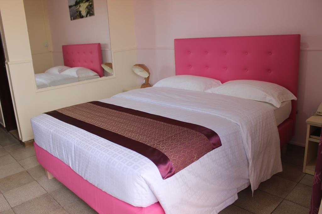 Hotel Mansel Yaounde Room photo